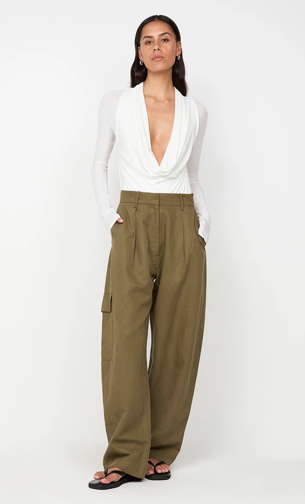 LEONA POCKET PANT - OLIVE - Image 6